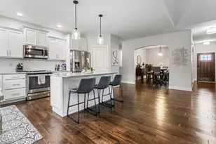 1604 Kassen Ave, Mahomet, IL 61853 - Photo 13