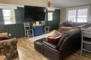 72 Clover Dr, Crystal Lake, IL 60014 - Photo 9