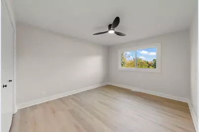 641 N Highview Avenue, Addison, IL 60101 - Photo 13