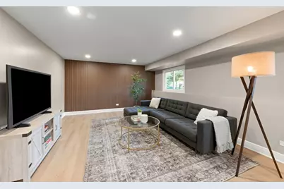 641 N Highview Avenue, Addison, IL 60101 - Photo 15