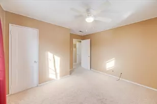 1201 S Lynn St, Urbana, IL 61801 - Photo 17