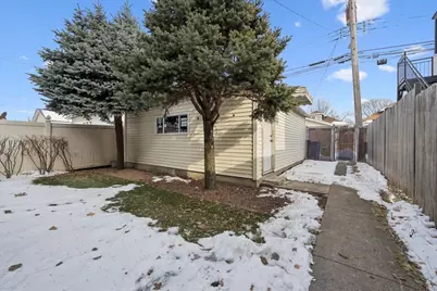 3627 N Francisco Avenue, Chicago, IL 60618 - Photo 19