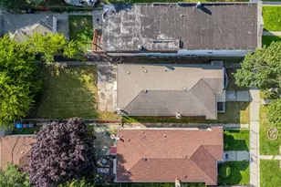 8139 S Exchange Ave, Chicago, IL 60617 - Photo 15