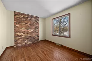 685 N Van Nortwick Ave, Batavia, IL 60510 - Photo 17