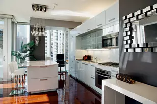 550 N St Clair St, Chicago, IL 60611 - Photo 19