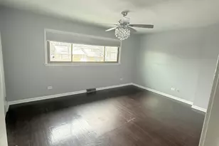 17125 Cregier Ave, South Holland, IL 60473 - Photo 15