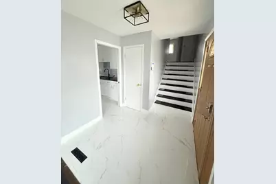 17125 Cregier Avenue, South Holland, IL 60473 - Photo 3