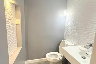 17125 Cregier Ave, South Holland, IL 60473 - Photo 11