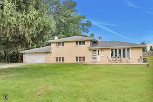 17348 Bluff Rd, Lemont, IL 60439 - Photo 1