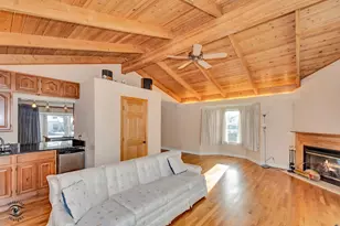 2815 Helen Dr, Glenview, IL 60025 - Photo 17