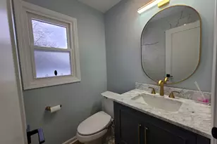 713 Old Post Rd, Buffalo Grove, IL 60089 - Photo 5