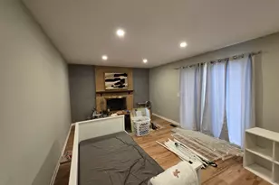 713 Old Post Rd, Buffalo Grove, IL 60089 - Photo 7