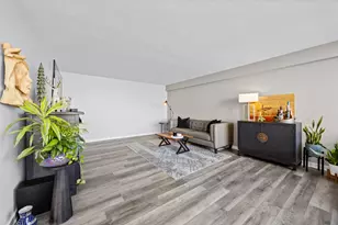 3430 N Lake Shore Dr, Chicago, IL 60657 - Photo 5