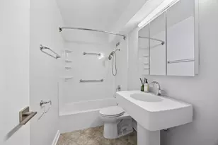 3430 N Lake Shore Dr, Chicago, IL 60657 - Photo 15