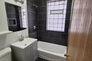 4828 S Indiana Ave, Chicago, IL 60615 - Photo 9