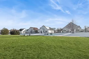 1703 Fieldstone Dr S, Shorewood, IL 60404 - Photo 17