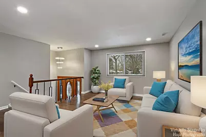 1835 W Weathersfield Way, Schaumburg, IL 60193 - Photo 5