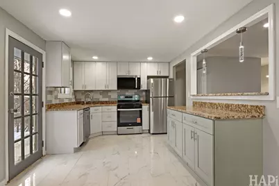 1835 W Weathersfield Way, Schaumburg, IL 60193 - Photo 9