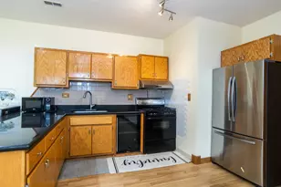 1758 W 35th St, Chicago, IL 60609 - Photo 3