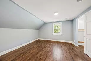 9725 Normandy Ave, Oak Lawn, IL 60453 - Photo 13