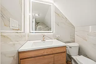 9725 Normandy Ave, Oak Lawn, IL 60453 - Photo 17