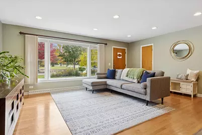 31 E Washington Boulevard, Lombard, IL 60148 - Photo 11