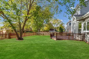 27W125 Chestnut Ln, Winfield, IL 60190 - Photo 5