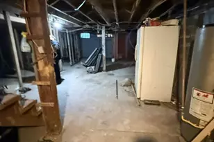 1060 W King St, Decatur, IL 62522 - Photo 13