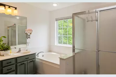 6073 Canterbury Lane #33-5, Hoffman Estates, IL 60192 - Photo 11