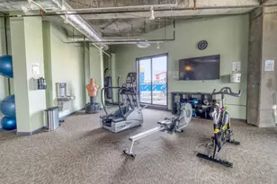 1122 W Catalpa Ave, Chicago, IL 60640 - Photo 19