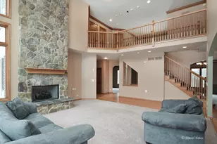 21714 Pringle Dr, Marengo, IL 60152 - Photo 3