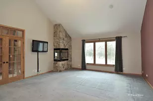 21714 Pringle Dr, Marengo, IL 60152 - Photo 13