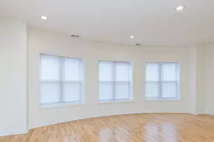 6711 S Paxton Ave, Chicago, IL 60649 - Photo 7