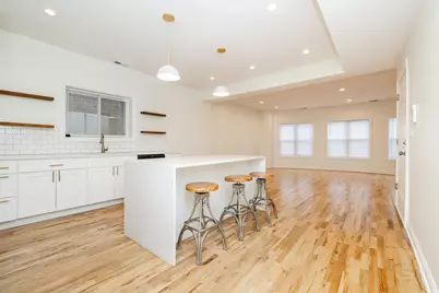 6711 S Paxton Avenue, Chicago, IL 60649 - Photo 3