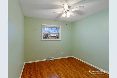 209 W Indiana Street, Momence, IL 60954 - Photo 15