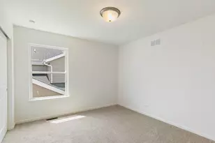 32012 Savannah Dr, Lakemoor, IL 60051 - Photo 17