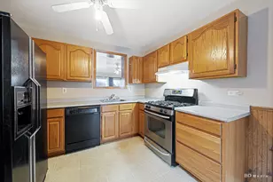 49 Sauk Trail, Park Forest, IL 60466 - Photo 5
