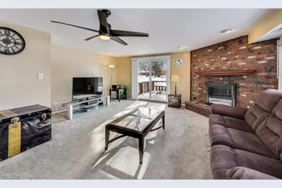 180 N Prairie Drive, Addison, IL 60101 - Photo 13