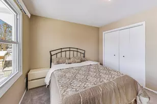 180 N Prairie Dr, Addison, IL 60101 - Photo 25