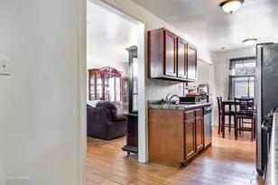 252 S Ashbury Ave, Bolingbrook, IL 60440 - Photo 7