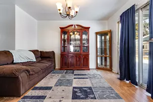 252 S Ashbury Ave, Bolingbrook, IL 60440 - Photo 9