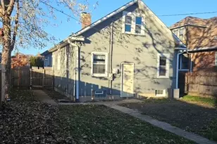 2521 Orchard St, Blue Island, IL 60406 - Photo 9