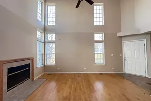 2737 Borkshire Ln, Aurora, IL 60502 - Photo 3