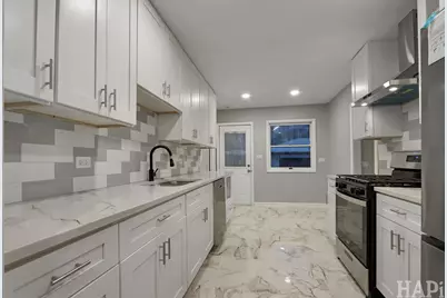 75 Carthage Lane, Hoffman Estates, IL 60169 - Photo 19