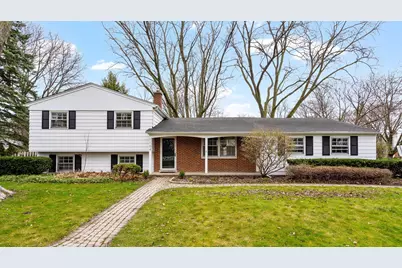 1104 N Brainard Street, Naperville, IL 60563 - Photo 1