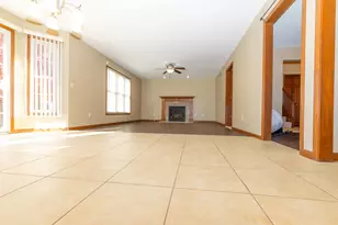 1307 Longford Ln, Bloomington, IL 61704 - Photo 19