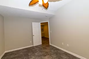 1307 Longford Ln, Bloomington, IL 61704 - Photo 43