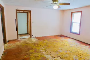 311 N 4th St, Oregon, IL 61061 - Photo 5