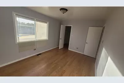 6084 Fremont Drive #6084, Hanover Park, IL 60133 - Photo 11