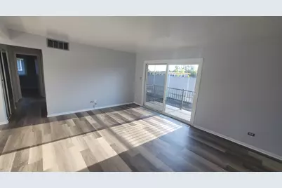 6084 Fremont Drive #6084, Hanover Park, IL 60133 - Photo 5